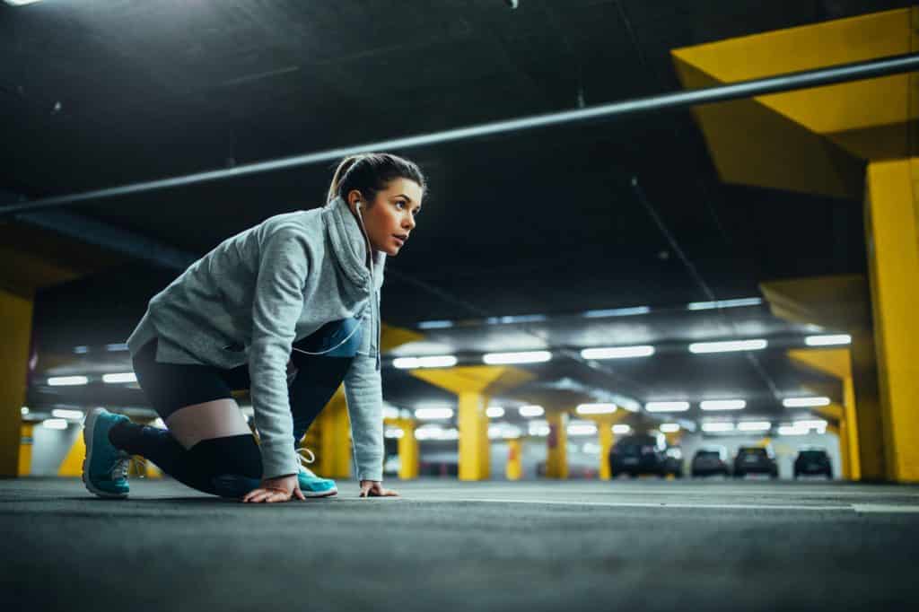femme focus sur ses objectifs