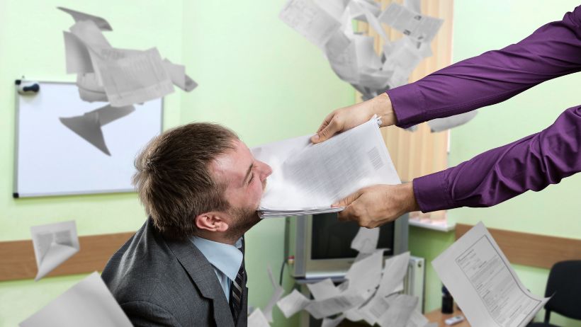 Deux personnes qui ont du potentiel mais qui se détestent au travail