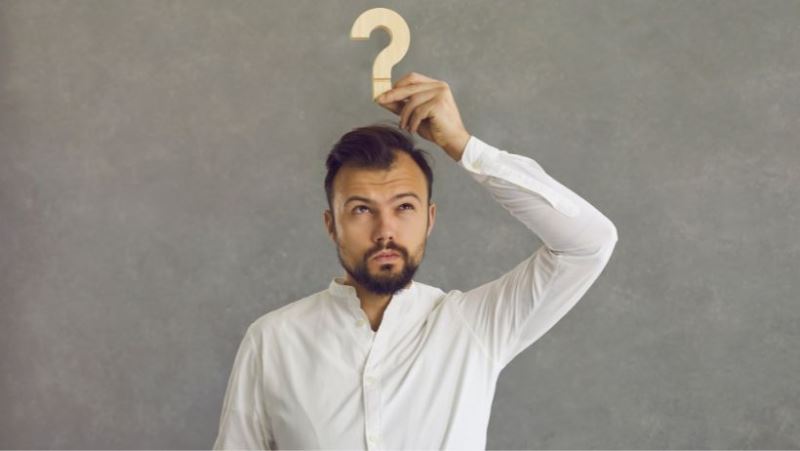 Un homme sans objectifs clairs et pas motivé