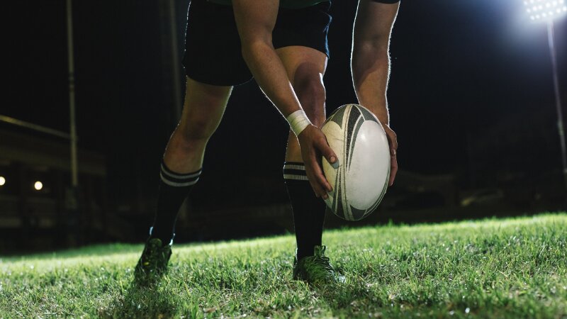 Un rugbyman stressé à l'idée de tirer un penalty