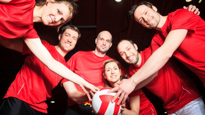 Un réseau de soutien pour une équipe de volleyball