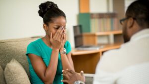 Une séance de dépolarisation sur la peur du regard des autres