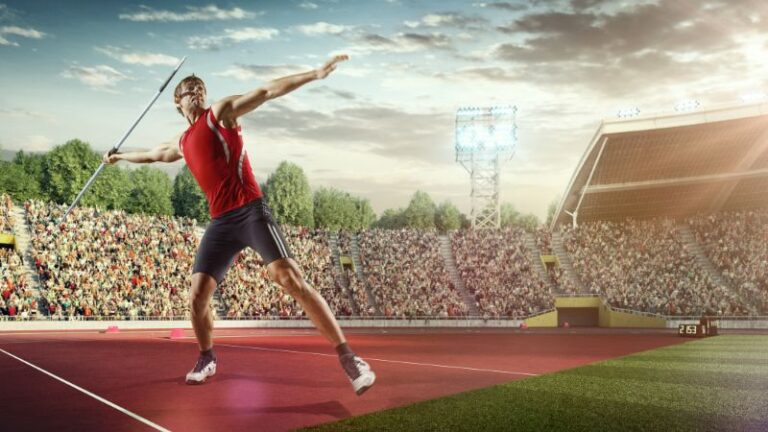 Une épreuve de javelot en athlétisme très stressante à cause du public